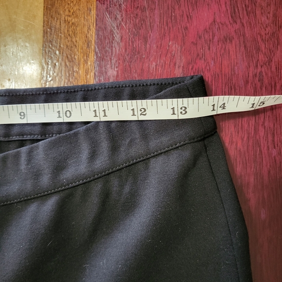 Lafayette 148 New York‎ Black Skinny Pants Stretch Pull On Women's size Medium - Picture 7 of 7
